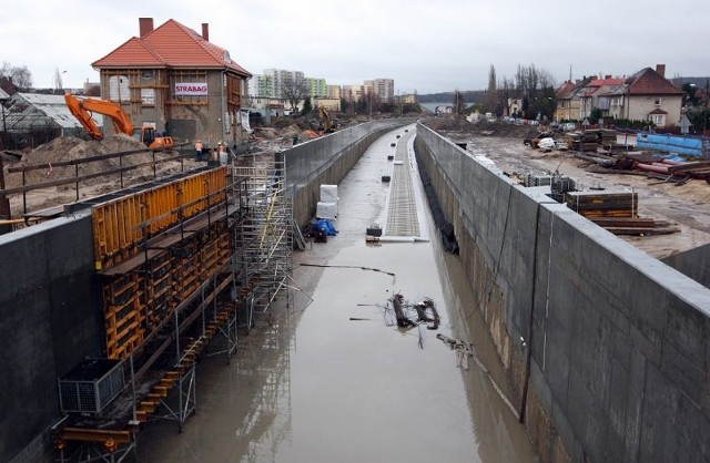 Mamy zapewnienie, że prace przy budowie SST wykonywane są zgodnie z aktualnym harmonogramem robót