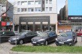 Łódź: marszałek Grzegorz Schreiber (PiS) i zarząd województwa pojeżdżą nowymi autami. "Najem jedenastu samochodów"