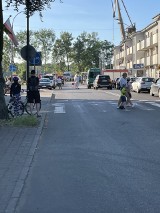 Okropny wypadek w Świnoujściu. Rowerzysta wpadł pod ciężarówkę