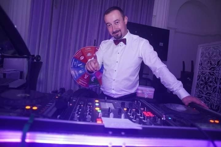 DJ Gass, czyli Sebastian Bednarz, Osobowość Roku w powiecie koneckim: Warto pomagać. Dobro zawsze wraca