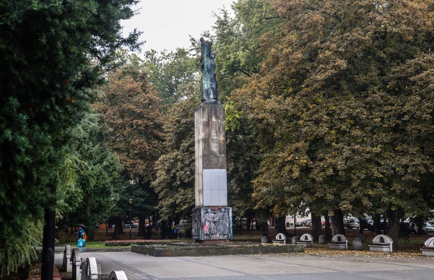 Rzeszowianie jeszcze poczekają na usunięcie pomnika radzieckiego z przestrzeni miasta