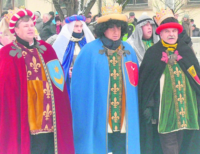 Mirosław RolakTrzej Królowie -na zdjęciu od lewej:starosta Zbigniew Duda, senator Jarosław Rusiecki i poseł Andrzej Kryj.