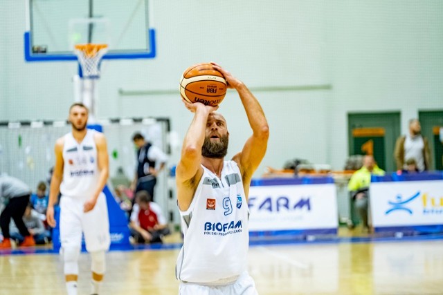 Marcin Flieger to niezwykle doświadczony koszykarz, który w ostatnich sezonach był liderem punktowym pierwszoligowego Biofarmu Basket Poznań