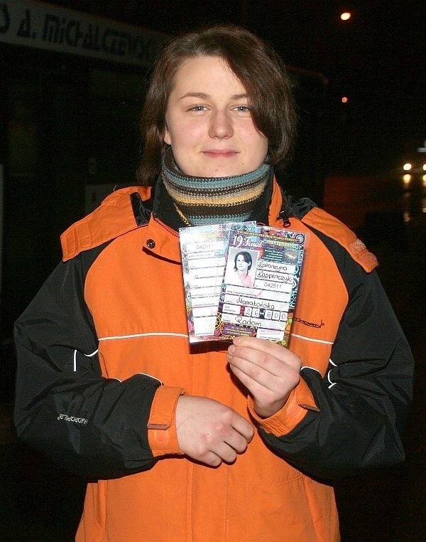 Kasia Kasperkiewicz, studentka z Radomia, miała najcięższą puszkę: zebrała 2.755 złotych i 82 grosze.