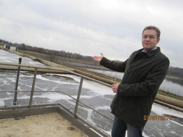 - Mamy problem ze zbiornikiem na ścieki przemysłowe, bo jest ich za mało - podkreśla Jacek Stachecki, inżynier procesu w Spółce Wodnej Kapuściska w Bydgoszczy.