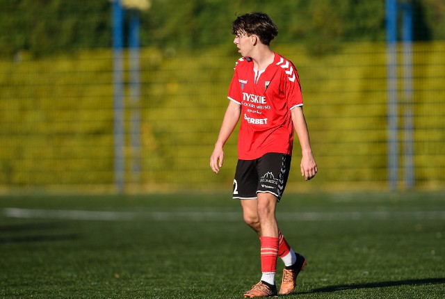 GKS Tychy jest liderem PJS w I lidze, a w jego IV-ligowych rezerwach ostatnio zadebiutował 15-letni Miłosz KrzakZobacz kolejne zdjęcia. Przesuwaj zdjęcia w prawo - naciśnij strzałkę lub przycisk NASTĘPNE 