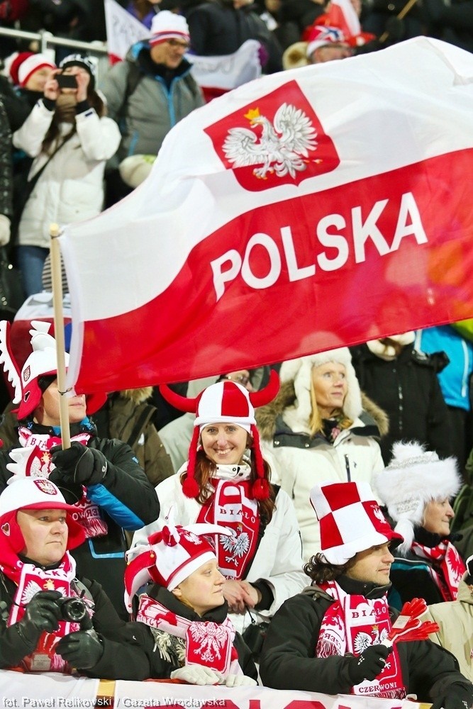 Polscy skoczkowie zdobyli brązowy medal w skokach...