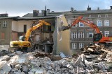 Miasto znalazło dodatkowy milion na wyburzenia, zagospodarowanie podwórek i przygotowanie działek do sprzedaży na Długiej w Słupsku