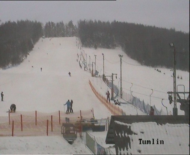W Tumlinie tak jak we wszystkich świętokrzyskich ośrodkach panują super warunki do jazdy na nartach.