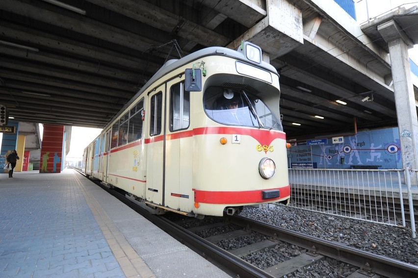 29.01.2012 poznan n/z zabytkowe tramwaje na trasie...