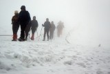 W Bieszczadach śniegu nie brakuje. Turystów natomiast tak [ZDJĘCIA]