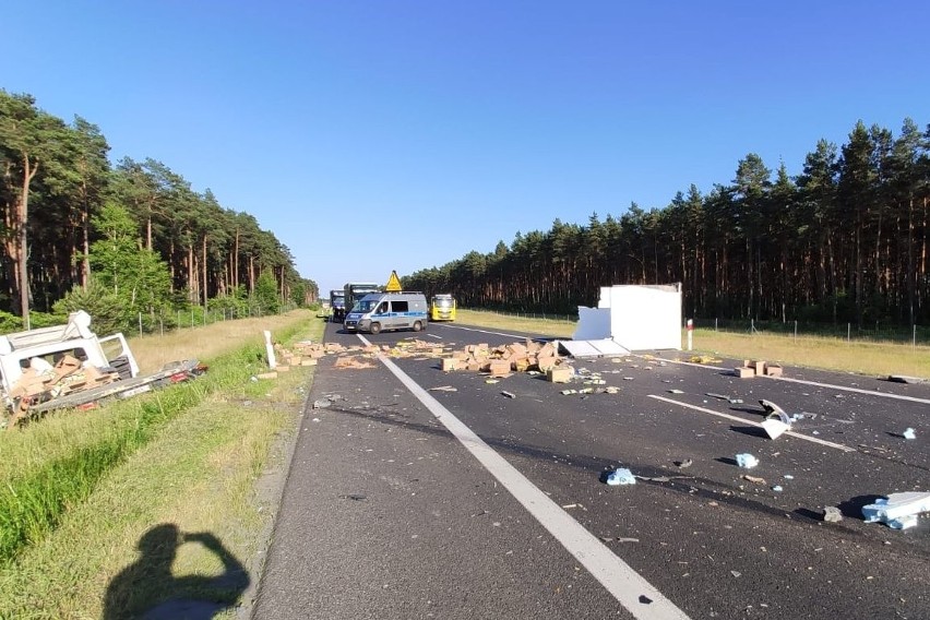 Okolice Torunia. W wypadku na S10 uczestniczyło 3 kierowców. Dwóch z nich było pod wpływem alkoholu