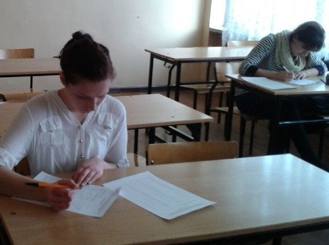 Patrycja Żak podczas szkolnego etapu konkursu w Jeżowem.