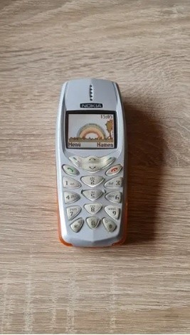 Model: Nokia 3510i Limited Edition Silver...