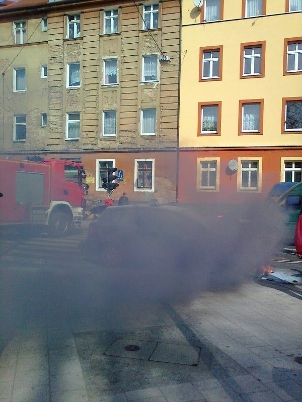 Pożar auta w centrum Szczecina