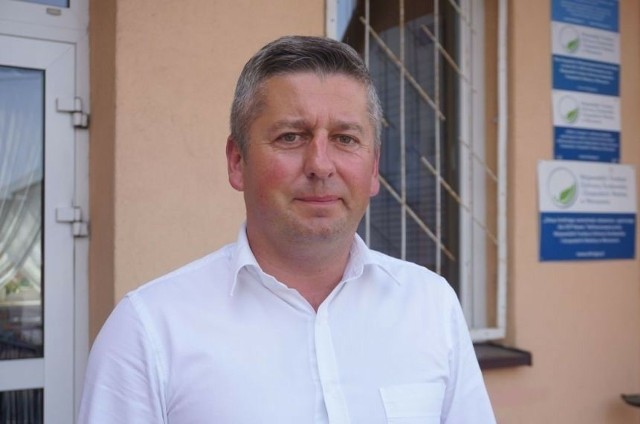 Piotr Reguła, członek zarządu Powiatu Przysuskiego i zastępca wójta Klwowa jest na razie jedynym kandydatem na wójta Klwowa.