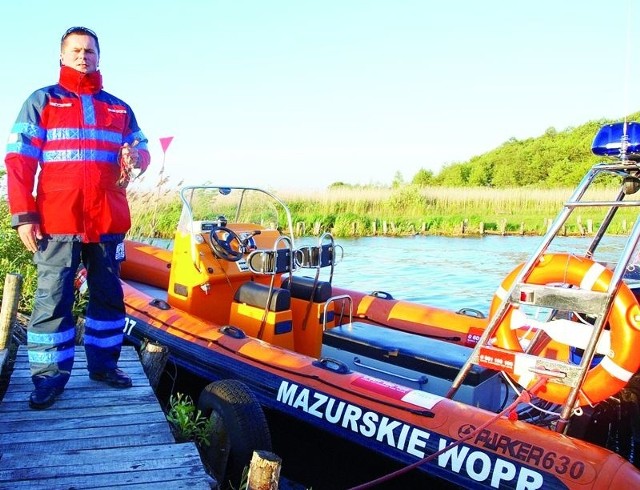 Starszy szeregowy Mariusz Mińczuk służy w placówce straży granicznej w Węgorzewie. Ale jest też  ratownikiem WOPR-u.