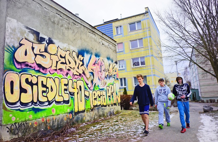 Osiedle 40-Lecia PRL znajduje się w Czerwonaku. Jeśli nowe...