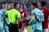 Liga Mistrzów. FC Barcelona sensacyjnie przegrała z Royal Antwerp. Robert Lewandowski zagrał "mecz widmo". Zmiennik zdobył gola