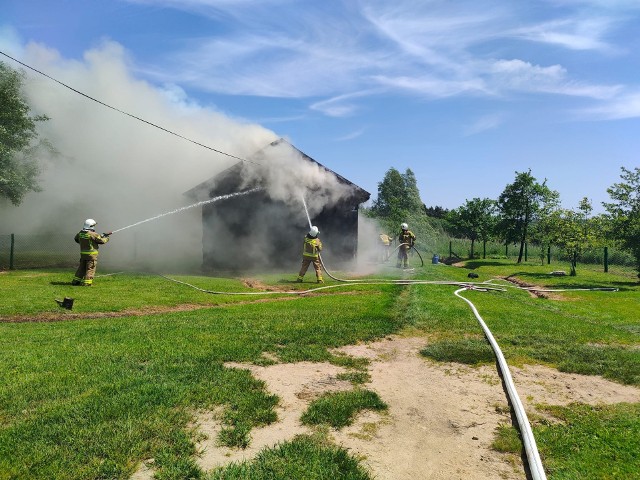 Pożar drewnianego domu w Osieku.