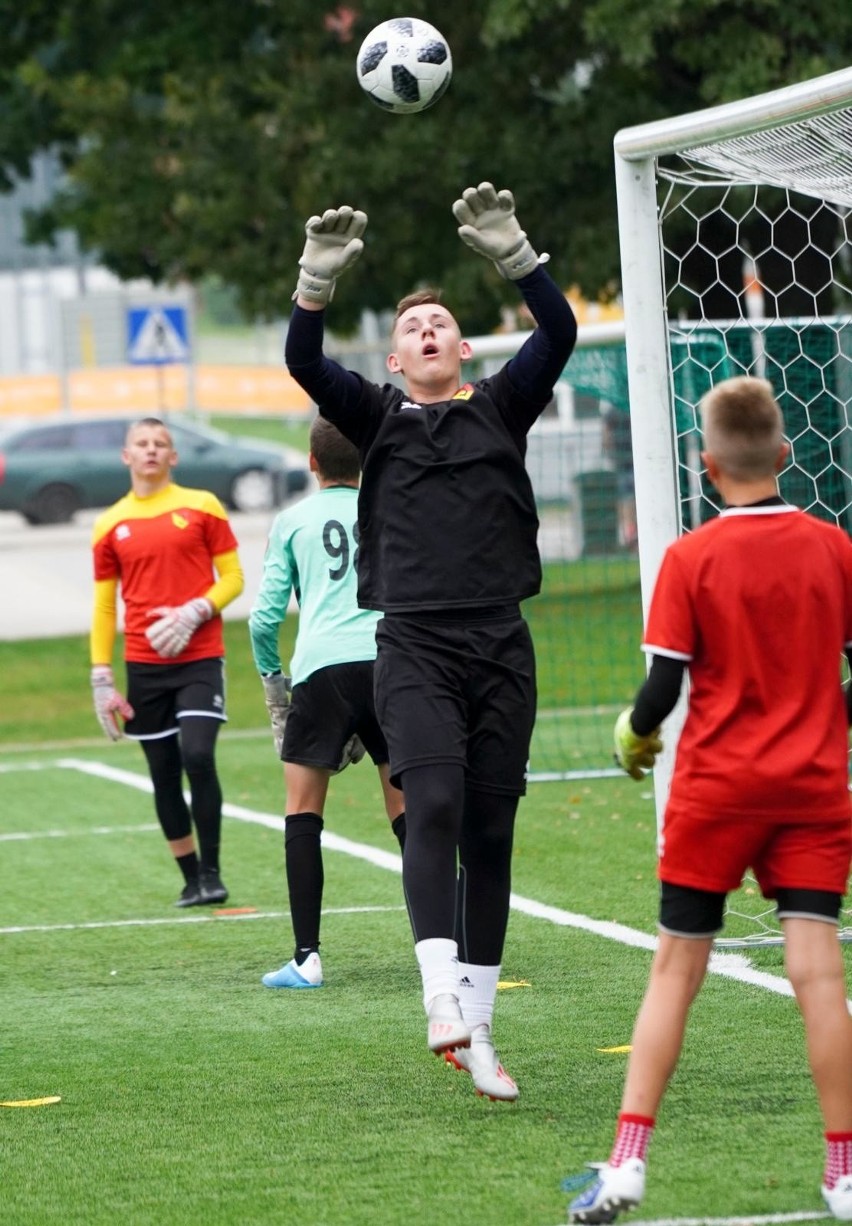 Trening Jagiellonii z rocznika 2005 prowadzonej przez...