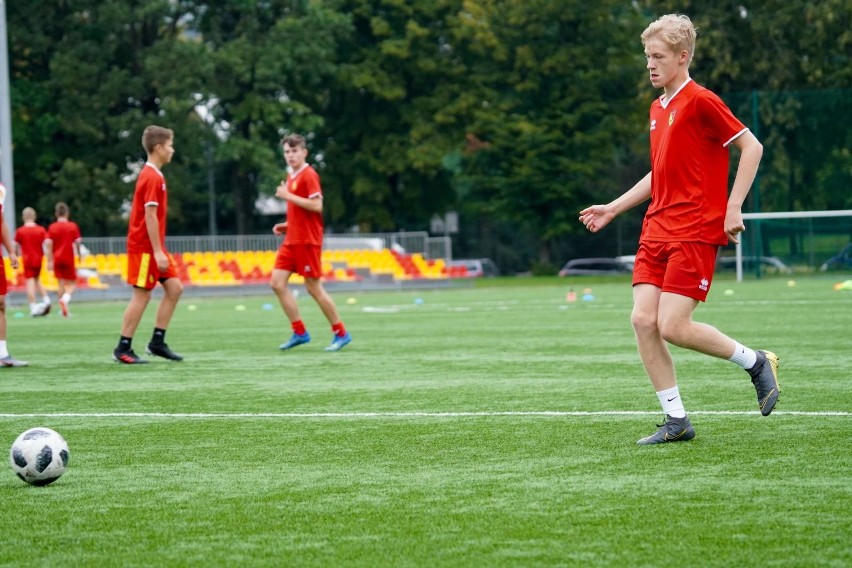 Trening Jagiellonii z rocznika 2005 prowadzonej przez...