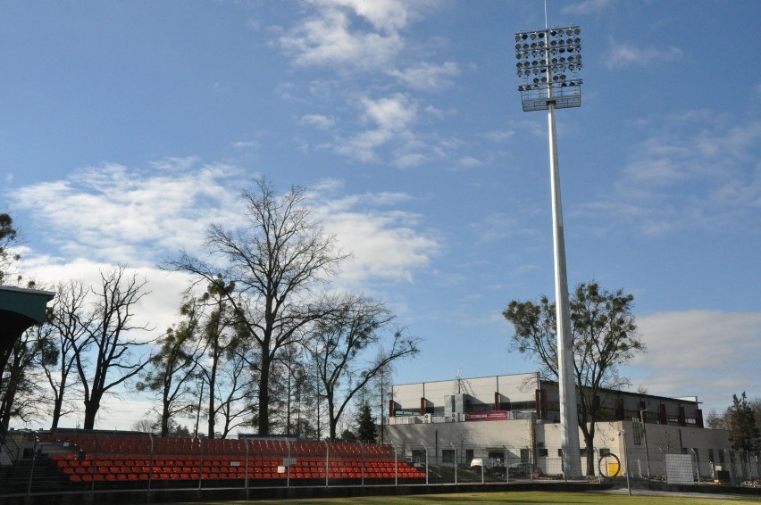 Jupitery na stadionie MKS-u Kluczbork.