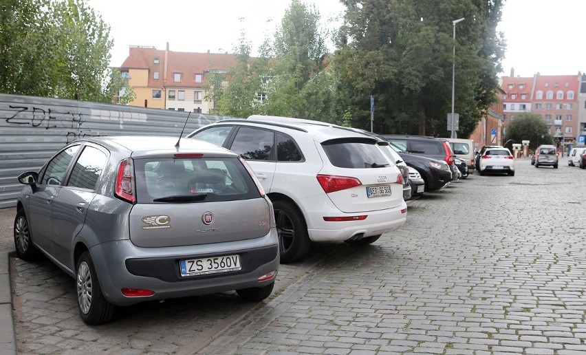 Szczecin nie uznaje wyroku, ale pasy kierowcom wymaluje