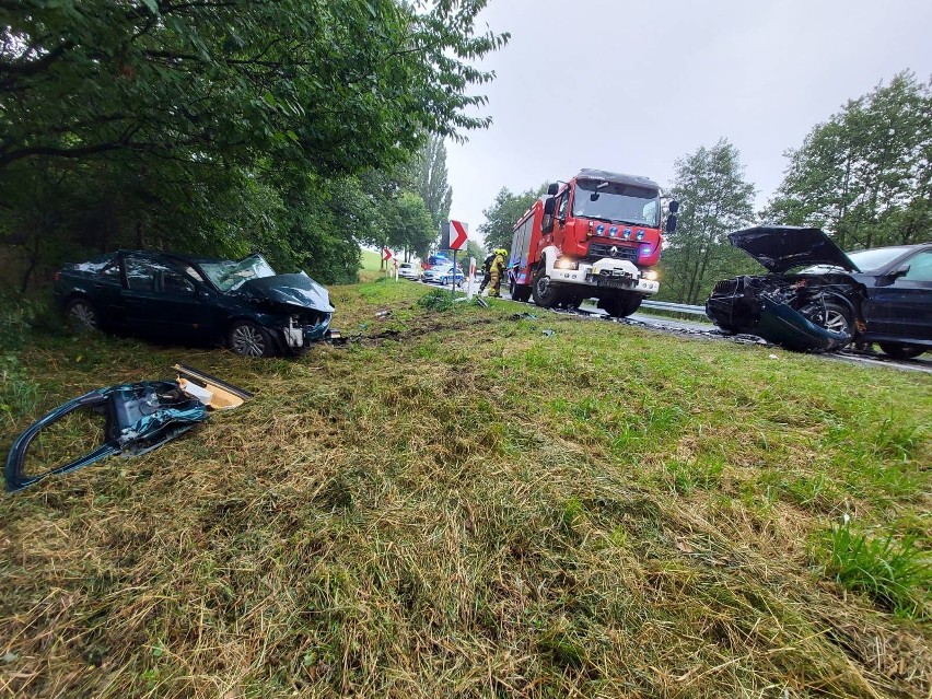 Za wstępnych ustaleń policji wynika, że kierująca bmw...