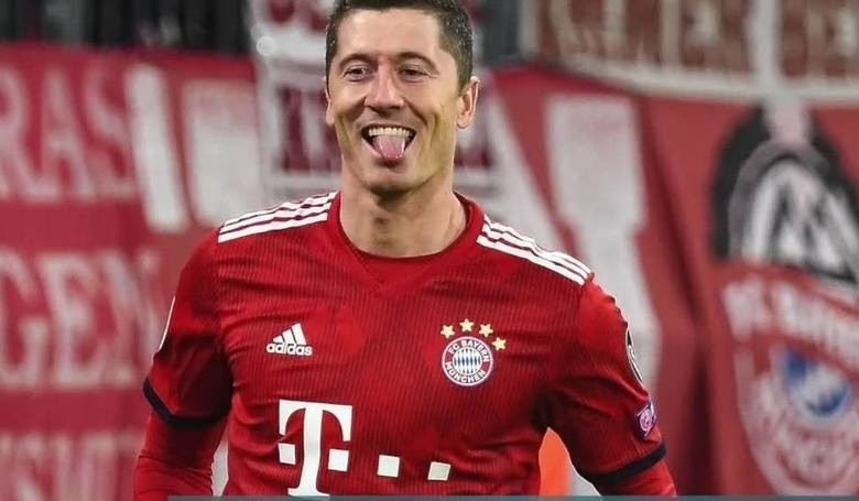 Robert Lewandowski gol na YouTube (WIDEO). Bundesliga. Bayern - Borussia 5:0! Zobacz obszerny skrót, gole z meczu