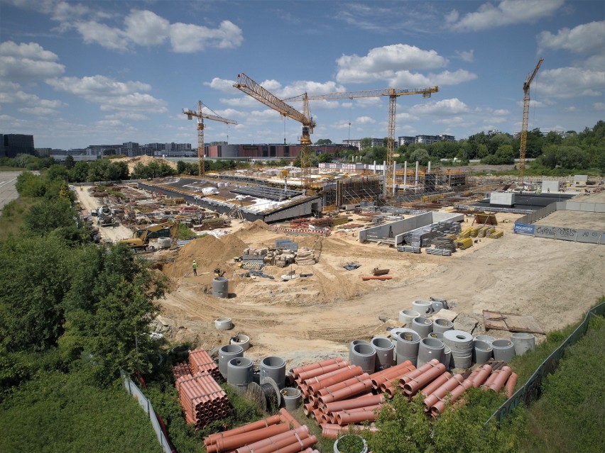 Małopolskie Centrum Nauki nabiera kształtów. Inwestycja może się jednak opóźnić. Zobacz zdjęcia budowy obiektu z drona