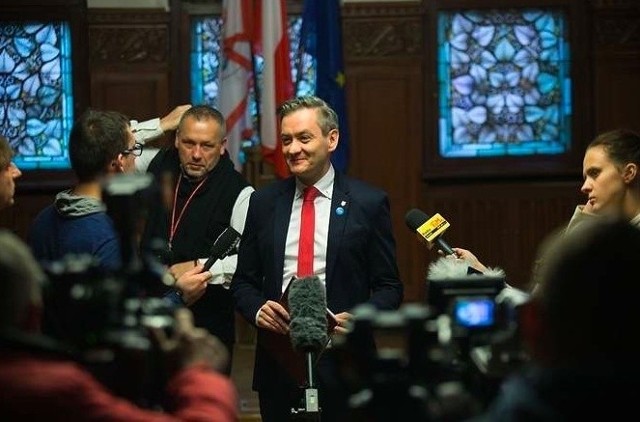 Zarząd Słupskiej Izby Przemysłowo-Handlowej po analizie i rozmowie prezesa z prezydentem Biedroniem sprzeciwia się podwyżce podatków.