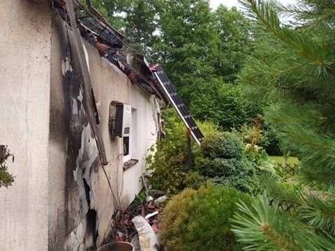 Przerwanki. Pożar garażu. Strażacy ratowali dom (zdjęcia) 