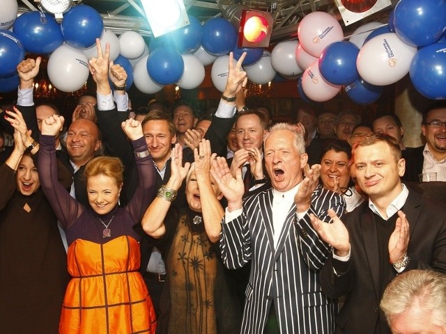 Politycy w sztabie PO byli bardzo szczęśliwi po ogłoszeniu wyników sondażu. PO w Zachodniopomorskiem zdobyła aż 48,4% naszych głosów.