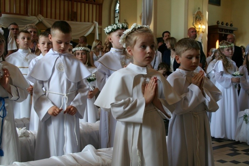 Komunia w parafii św. Wojciecha