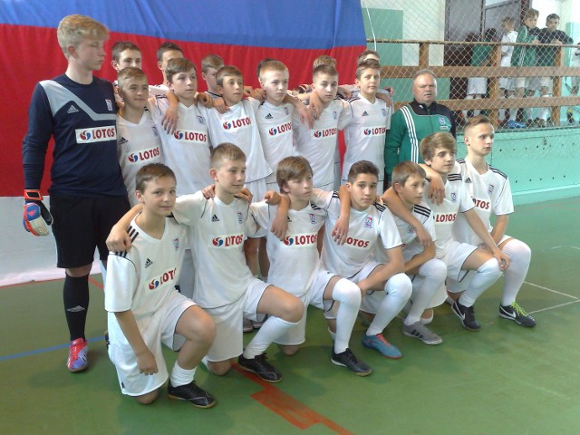 Juniorzy MKS Jantar Ustka z rocznika 2000 grają na Mistrzostwach Polski w futsalu.
