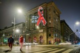 Gdzie zrobić bezpłatny i anonimowy test na HIV? Dane są alarmujące – w Polsce choruje coraz więcej osób. Gdzie szukać pomocy w leczeniu?