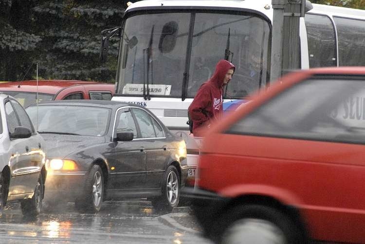 Od rana nie dziala sygnalizacja świetlna na skrzyzowaniu...