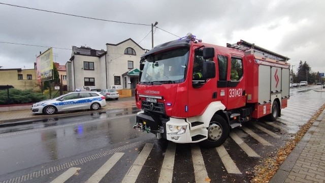 Wypadek w Piotrkowie. Bus wiozący dzieci zderzył się z ciężarówką