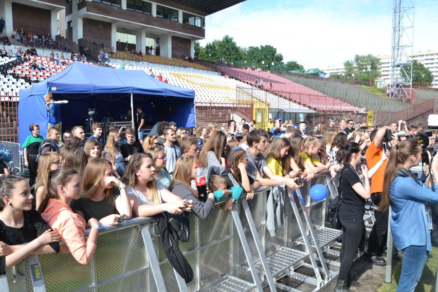 Korowód i koncert Eweliny Lisowskiej na rozpoczęcie Dni Jastrzębia-Zdroju! ZDJĘCIA