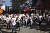 Przemarsz kibiców Górnika Zabrze przez miasto. Torcida pokazała siłę