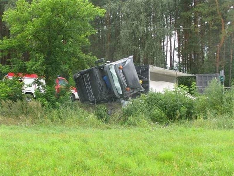 Potworny karambol! Trzy samochody strzaskane! (Nowe fakty, zdjęcia)