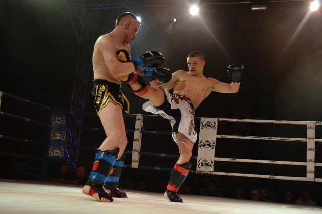 Pas zawodowego mistrza Polski Kick-Light zdobył Wiesław Złoty.