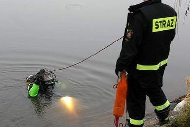 Specjalistyczna grupa ratownictwa wodno-nurkowego z Suwałk szybko odnalazła ciało 22-latki