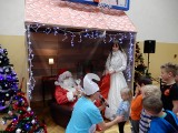 Wizyta świętego Mikołaja w Bejscach. Fantastyczne przedstawienie i wiele prezentów (ZDJĘCIA)
