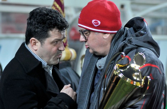 Trener Rudolf Rohaczek z prezesem Januszem Filipiakiem nie mają dość trofeów