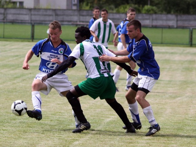 Crasnovia - Wisloka Debica 1-1Crasnovia (niebiesko-biale stroje) zremisowala z Wisloką Debica 1-1 na inauguracje rozgrywek IV ligi.