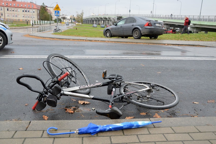 Rower leżący w miejscu potrącenia