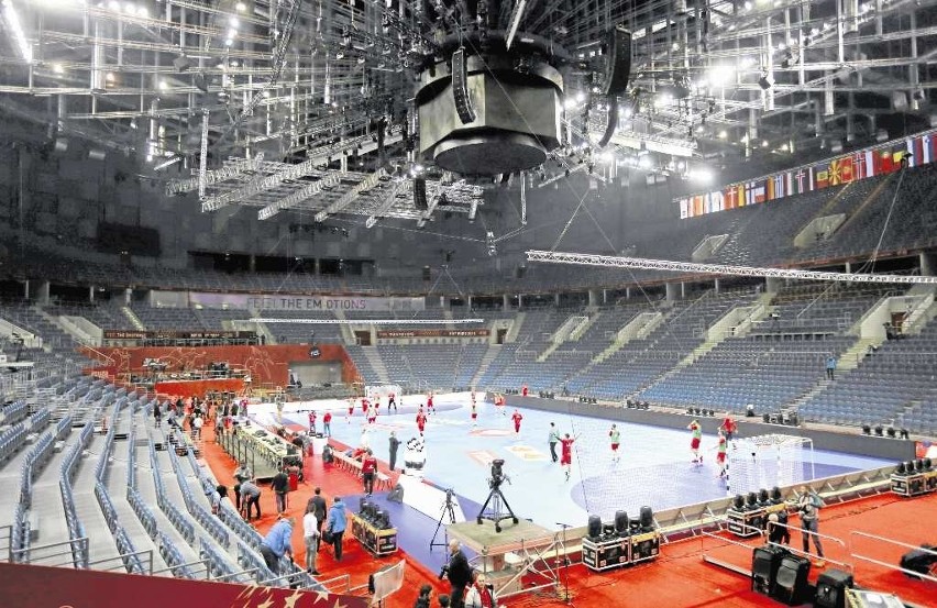 Tauron Arena Kraków kilka chwil przed „godziną zero”....