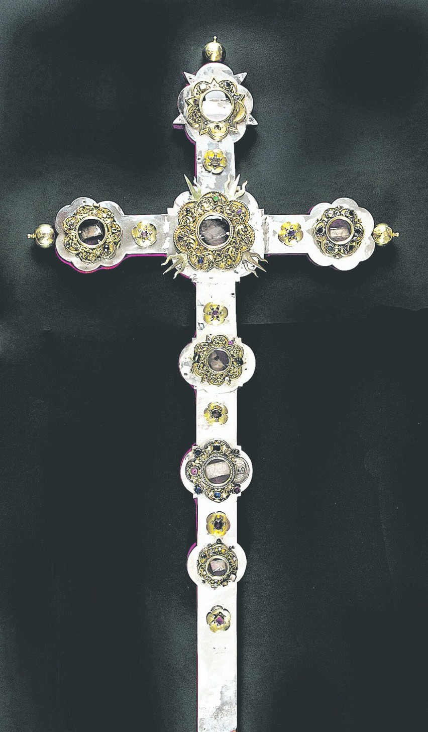 Krzyż relikwiarzowy, Nysa 1652 r. Parafia św. Jakuba w Nysie